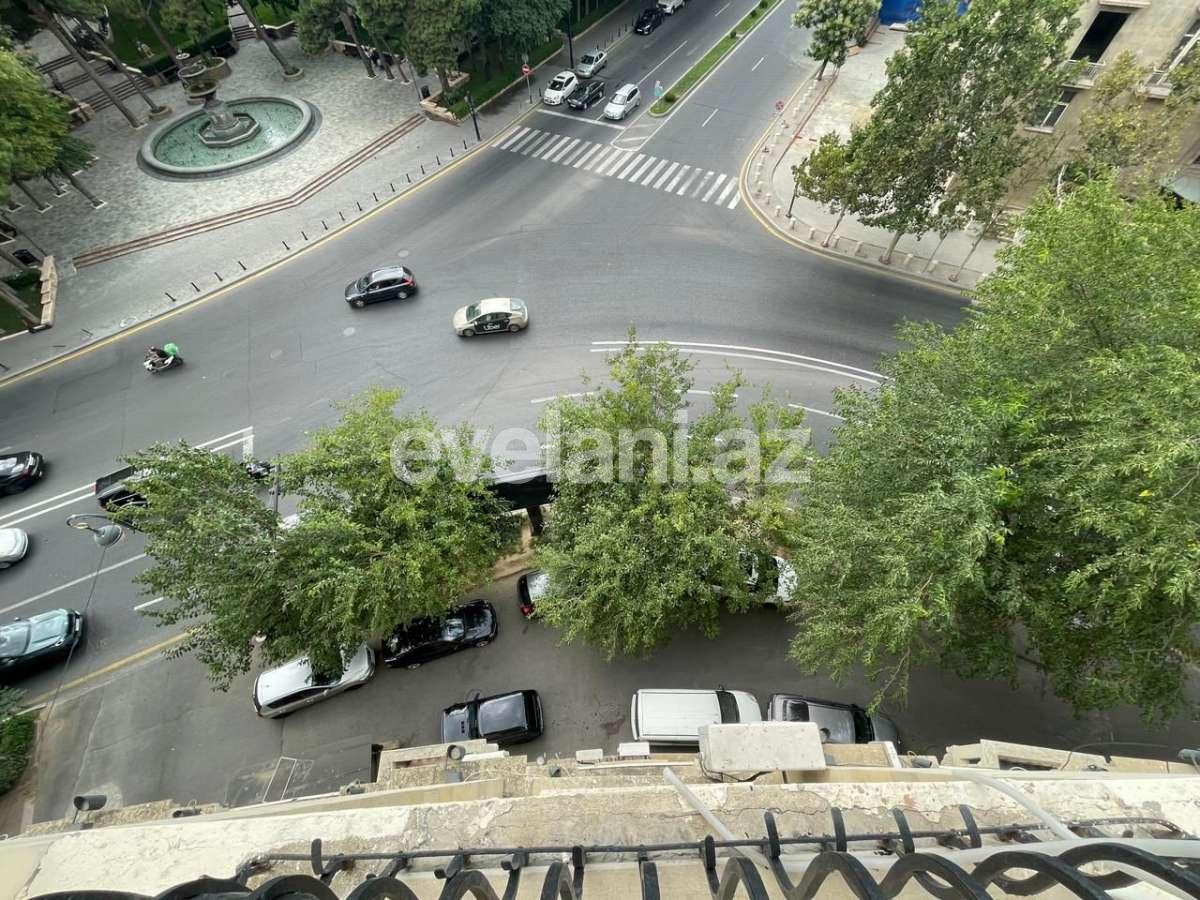 Сдаётся, вторичка, 3-комнаты, 83 m², Баку, Ясамальский r, Низами m.