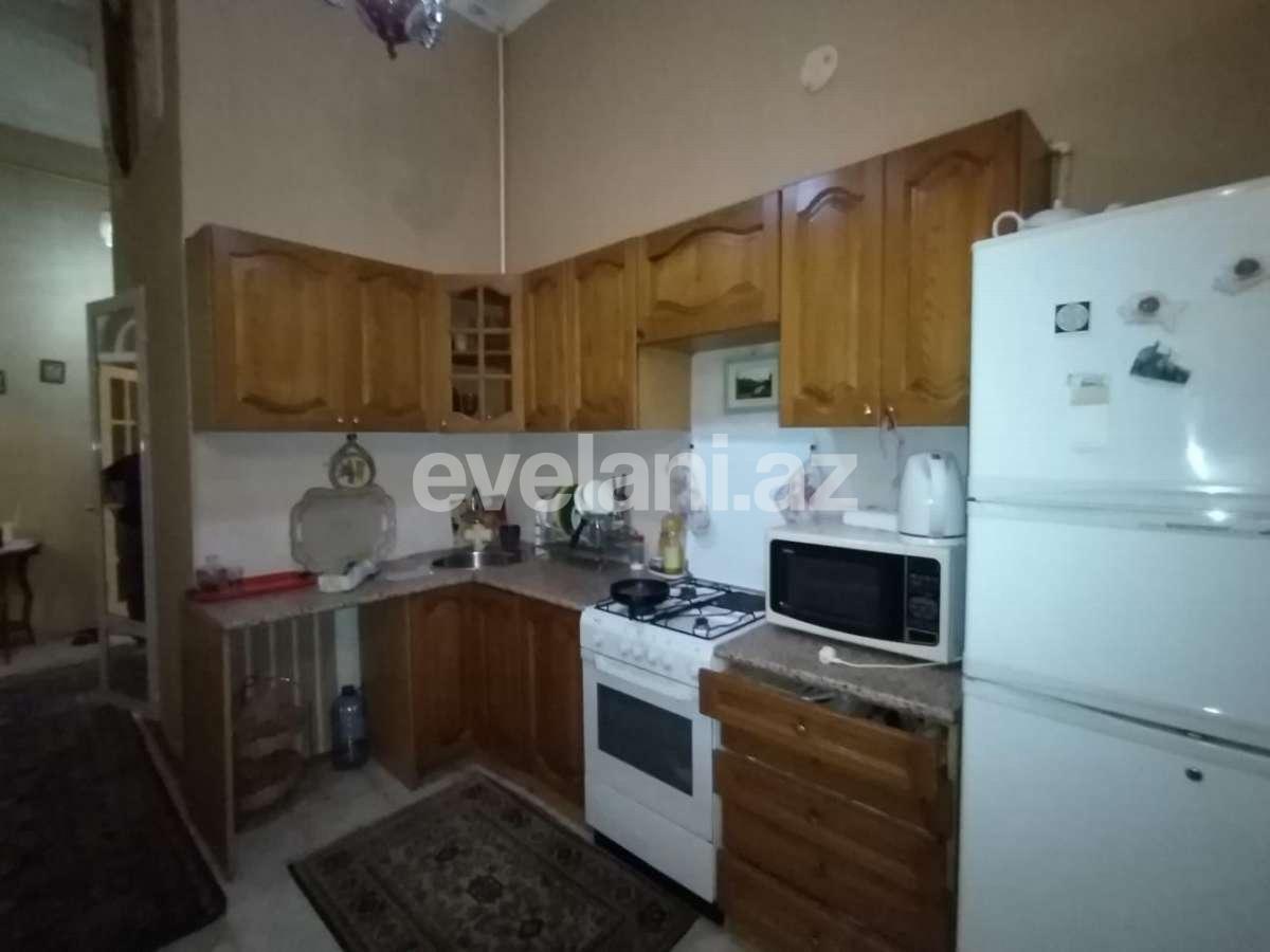 Satılır, köhnə tikili, 2 otaqlı, 50 m², Bakı, Yasamal r, Nizami m.