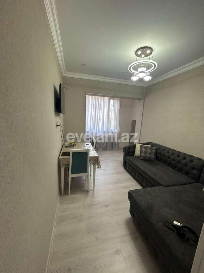 Kirayə verilir, köhnə tikili, 2 otaqlı, 55 m², Bakı, Nizami r, Qara Qarayev m.