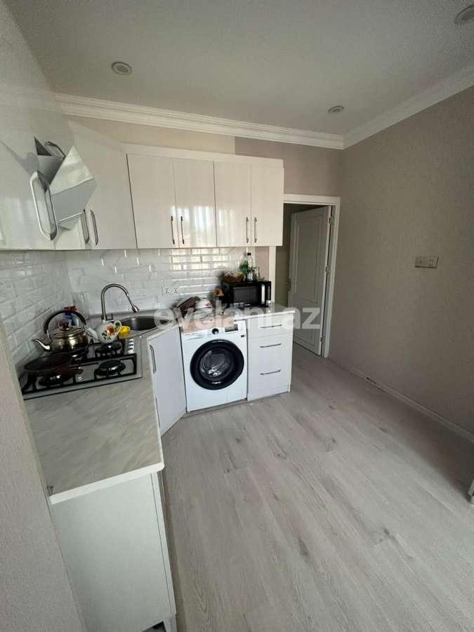 Kirayə verilir, köhnə tikili, 2 otaqlı, 55 m², Bakı, Nizami r, Qara Qarayev m.