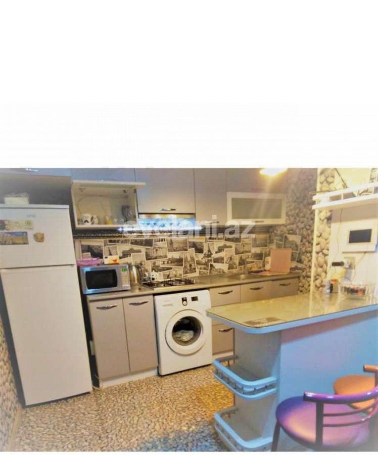 Kirayə verilir, köhnə tikili, 2 otaqlı, 50 m², Bakı, Səbail r, Sahil m.