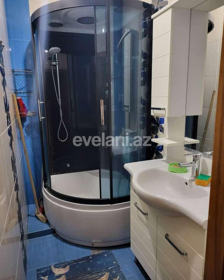 Kirayə verilir, köhnə tikili, 2 otaqlı, 60 m², Bakı, Binəqədi r, 8-ci mikrorayon q, Azadlıq prospekti m.