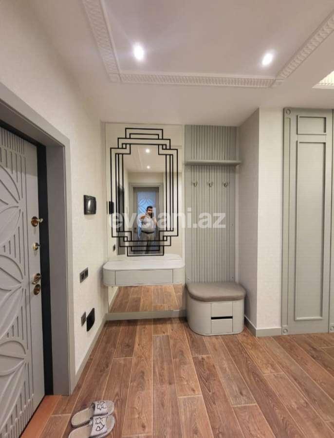 Satılır, yeni tikili, 3 otaqlı, 137 m², Bakı, Nizami r, Neftçilər m.