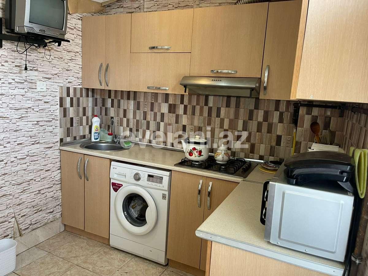 Satılır, köhnə tikili, 2 otaqlı, 60 m², Bakı, Nəsimi r, Gənclik m.