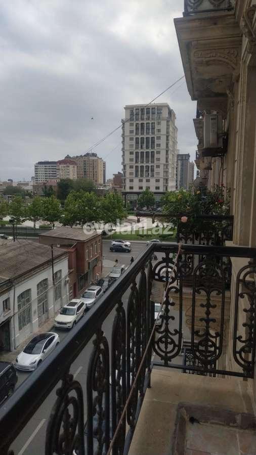 Продаётся, вторичка, 2-комнаты, 59.99 m², Баку, Ясамальский r, Низами m.