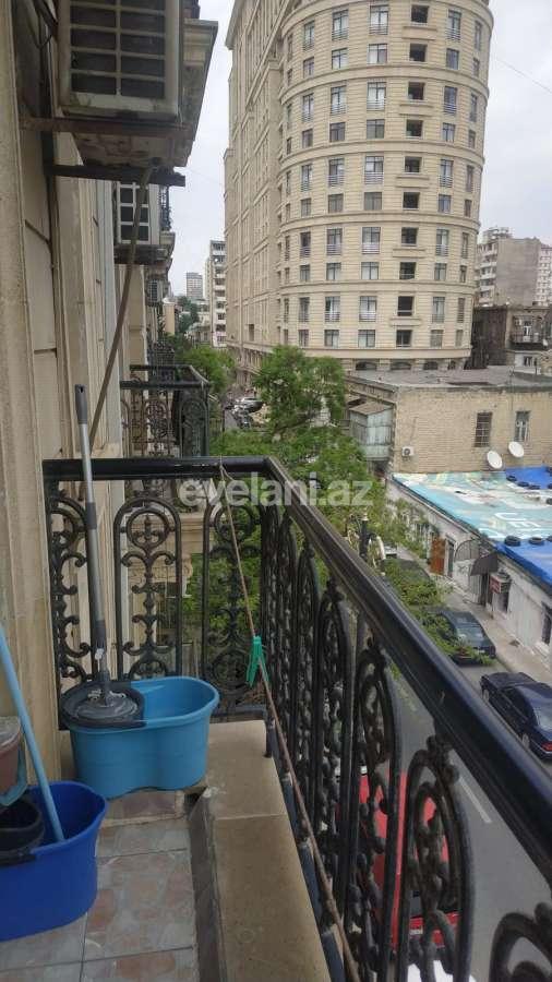 Продаётся, вторичка, 2-комнаты, 59.99 m², Баку, Ясамальский r, Низами m.