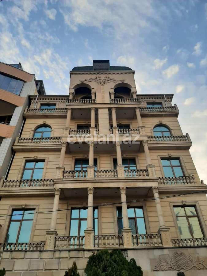 Satılır, həyət evi / bağ, 15 otaqlı, 807 m², Bakı, Nəsimi r, Gənclik m.