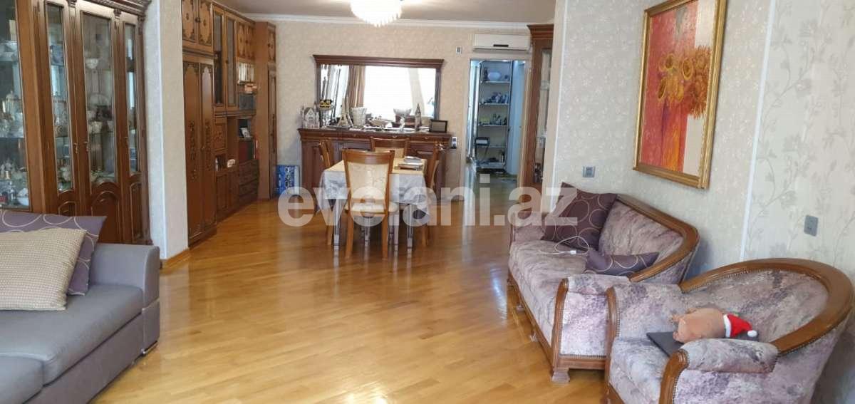 Satılır, köhnə tikili, 3 otaqlı, 114 m², Bakı, Yasamal r, Nizami m.