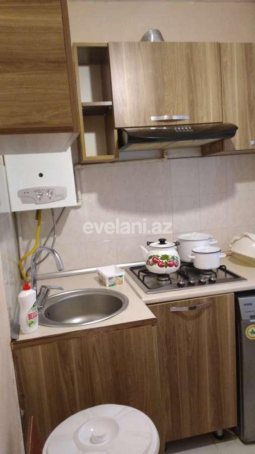 Сдаётся, вторичка, 2-комнаты, 52 m², Баку, Ясамальский r, Элмляр Академиясы m.