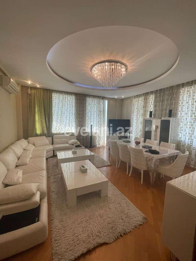 Kirayə verilir, yeni tikili, 3 otaqlı, 117 m², Bakı, Yasamal r, İnşaatçılar m.