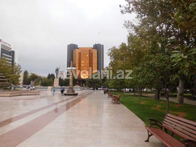 Satılır, yeni tikili, 3 otaqlı, 147 m², Bakı, Nəsimi r, 28 may m.