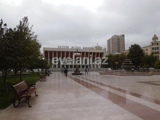 Satılır, yeni tikili, 3 otaqlı, 147 m², Bakı, Nəsimi r, 28 may m.