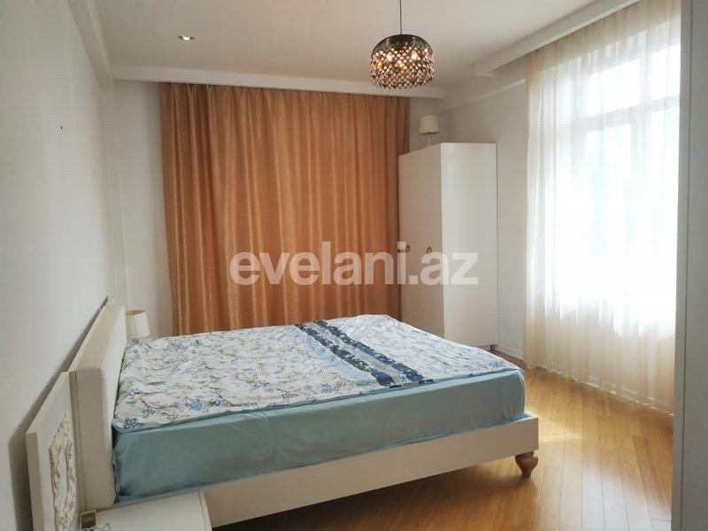 Satılır, yeni tikili, 3 otaqlı, 130 m², Bakı, Xətai r.