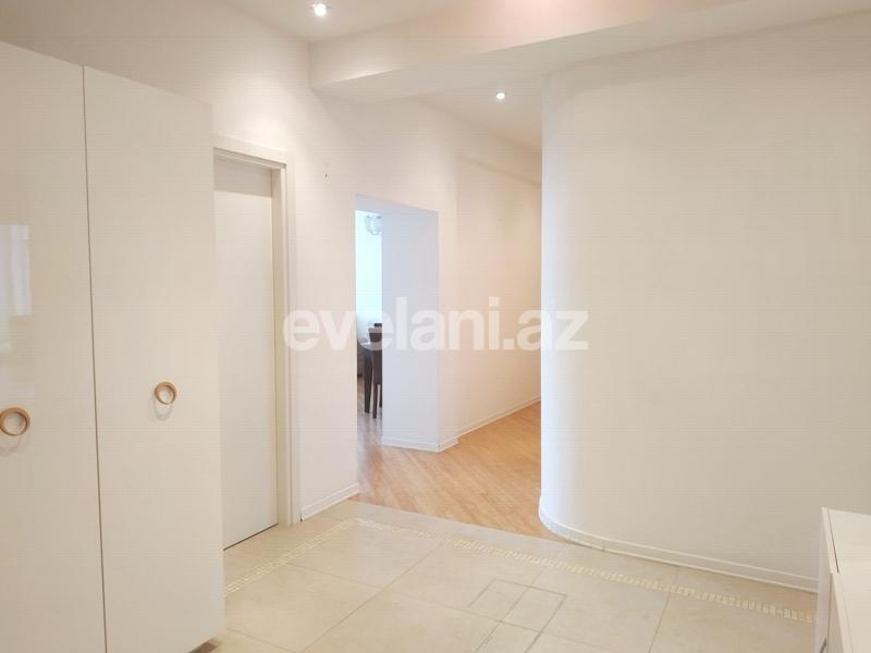 Satılır, yeni tikili, 3 otaqlı, 130 m², Bakı, Xətai r.