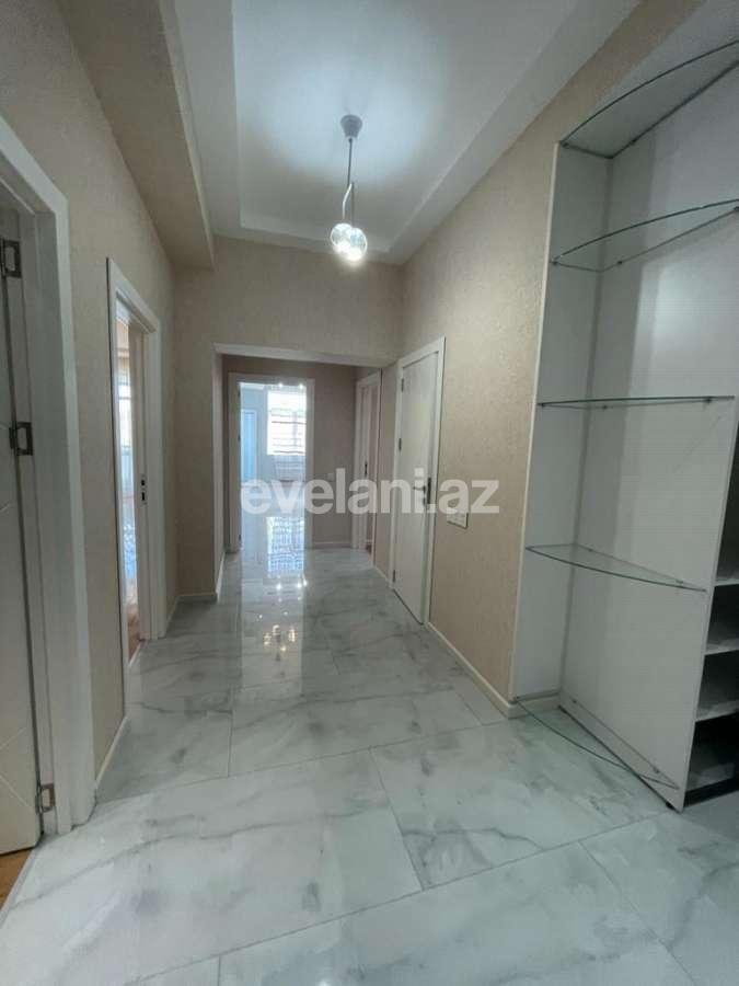 Satılır, yeni tikili, 3 otaqlı, 130 m², Bakı, Nizami r, Qara Qarayev m.