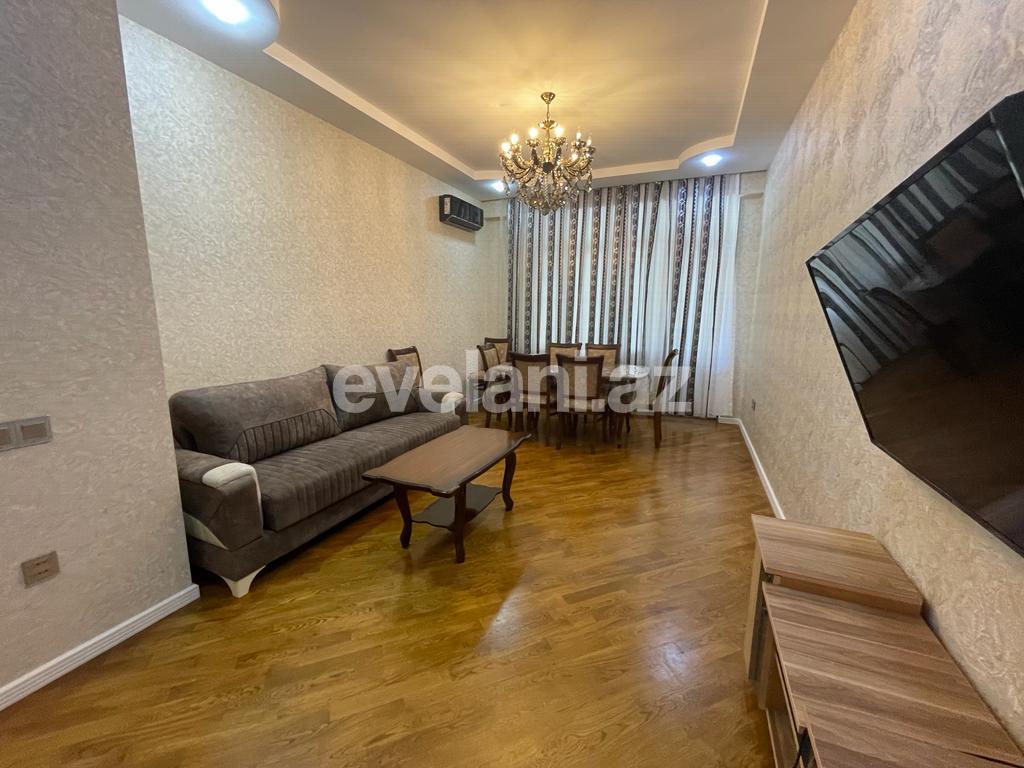 Satılır, yeni tikili, 3 otaqlı, 130 m², Bakı, Nizami r, Qara Qarayev m.