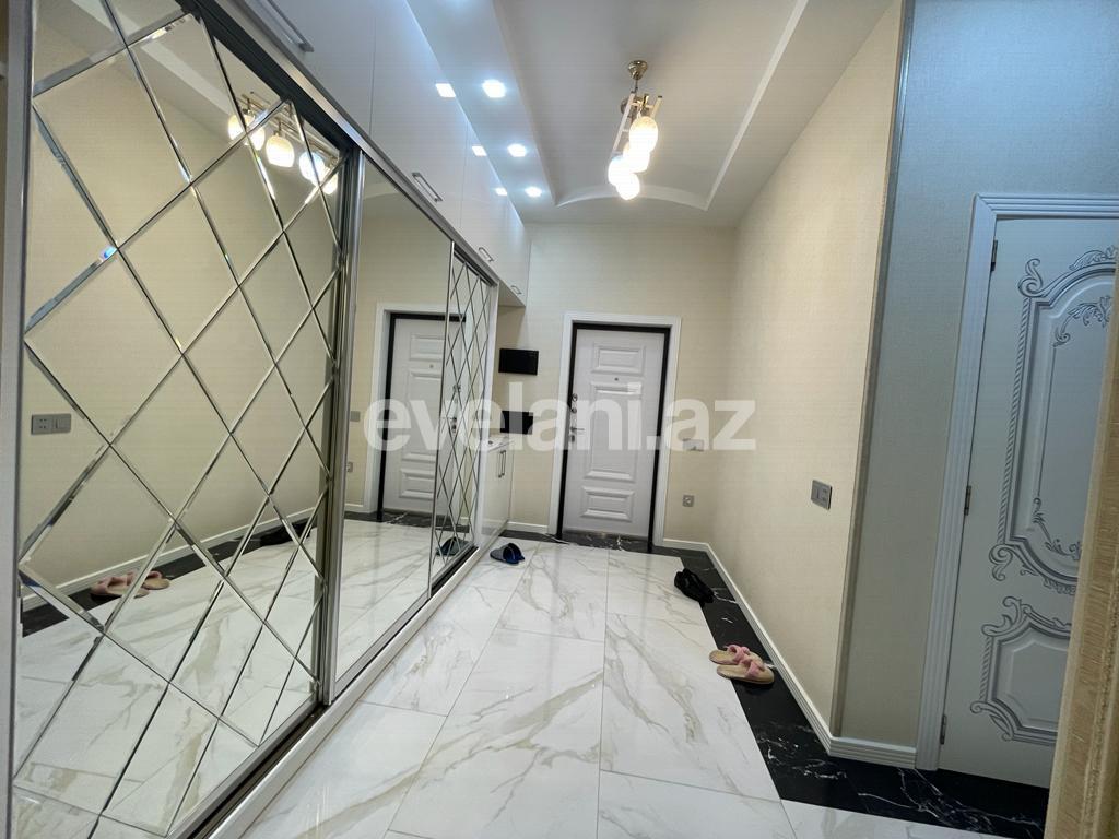 Satılır, yeni tikili, 3 otaqlı, 130 m², Bakı, Nizami r, Qara Qarayev m.