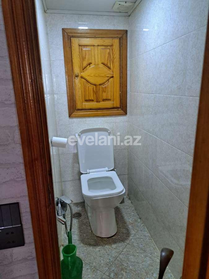 Sale, old building, 3 room, 70 m², Baku, Khatai r.