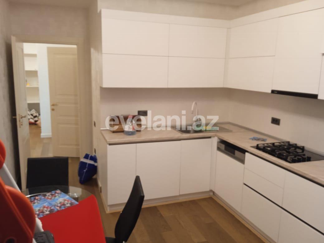 Kirayə verilir, yeni tikili, 3 otaqlı, 150 m², Bakı, Yasamal r, 8 Noyabr m.