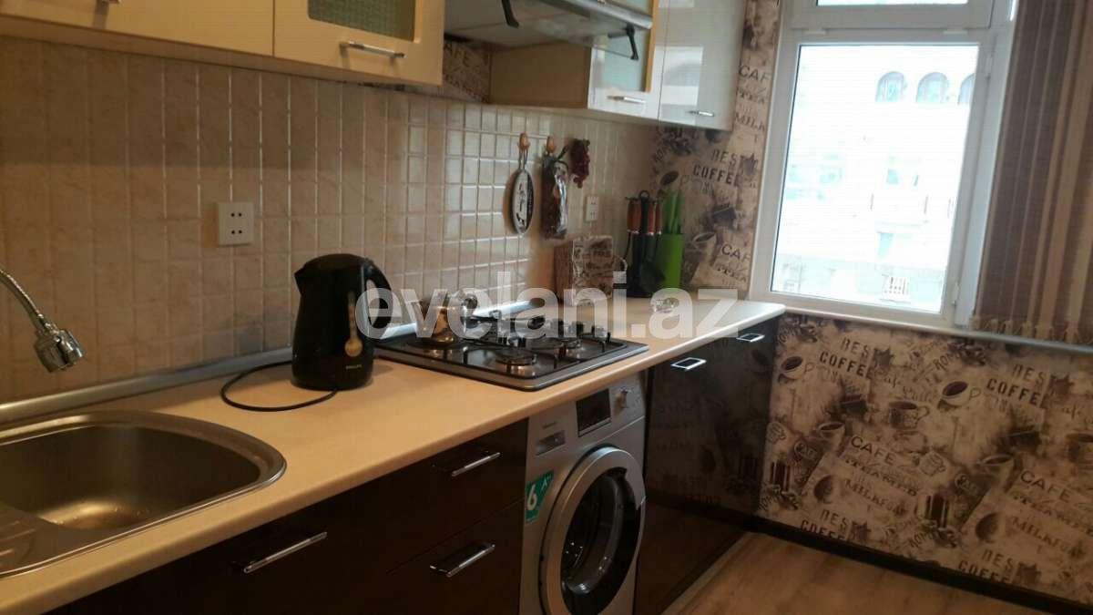 Rent, old building, 2 room, 90 m², Baku, Nasimi r.