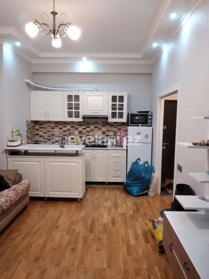 Kirayə verilir, yeni tikili, 2 otaqlı, 50 m², Bakı, Binəqədi r, 7-ci mikrorayon q, Azadlıq prospekti m.
