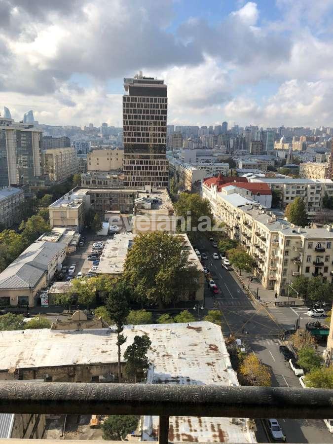 Satılır, yeni tikili, 4 otaqlı, 205 m², Bakı, Nəsimi r.