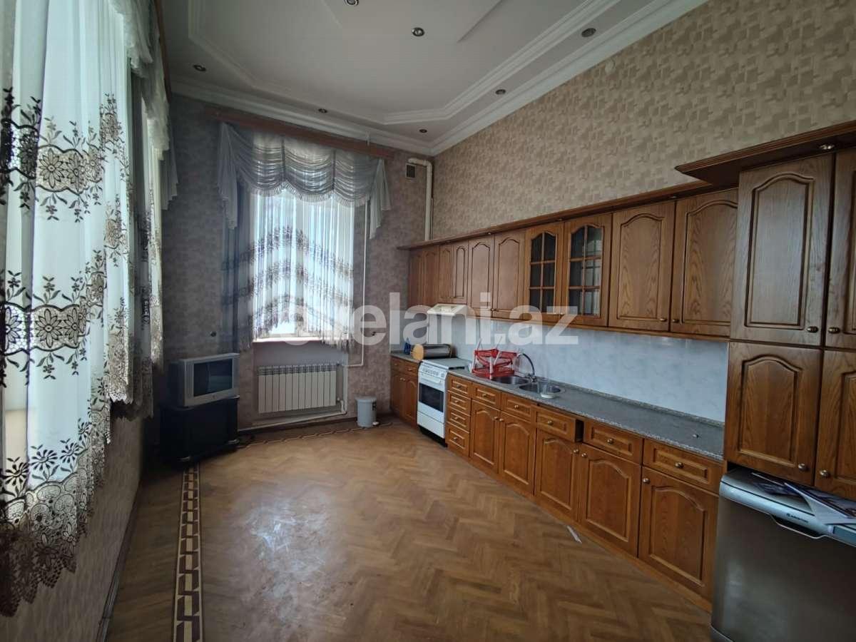 Продаётся, вилла, 6-комнаты, 450 m², Баку, Сабаильский r, 20-й участок p.