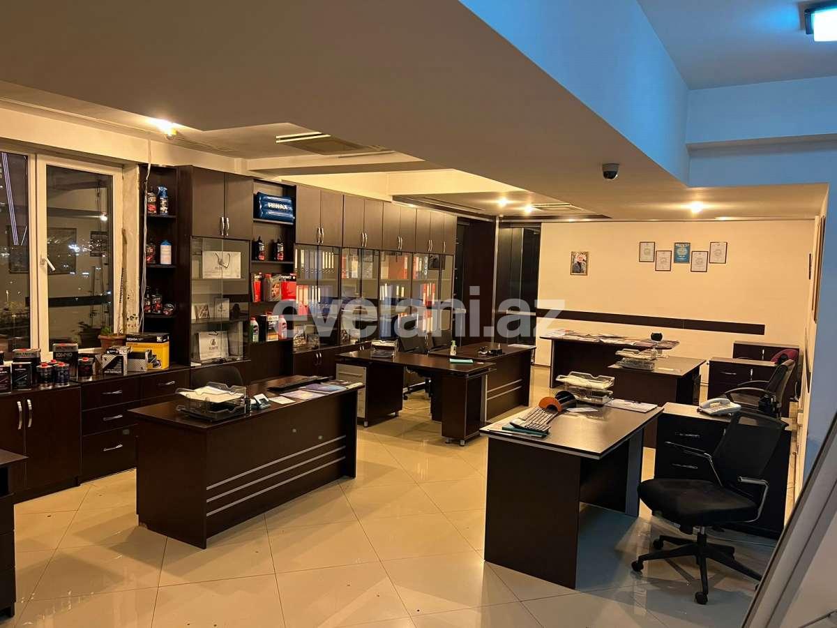 Сдаётся, офис, 6-комнаты, 240 m², Баку, Хатаинский r, Шах Исмаил Хатаи m.