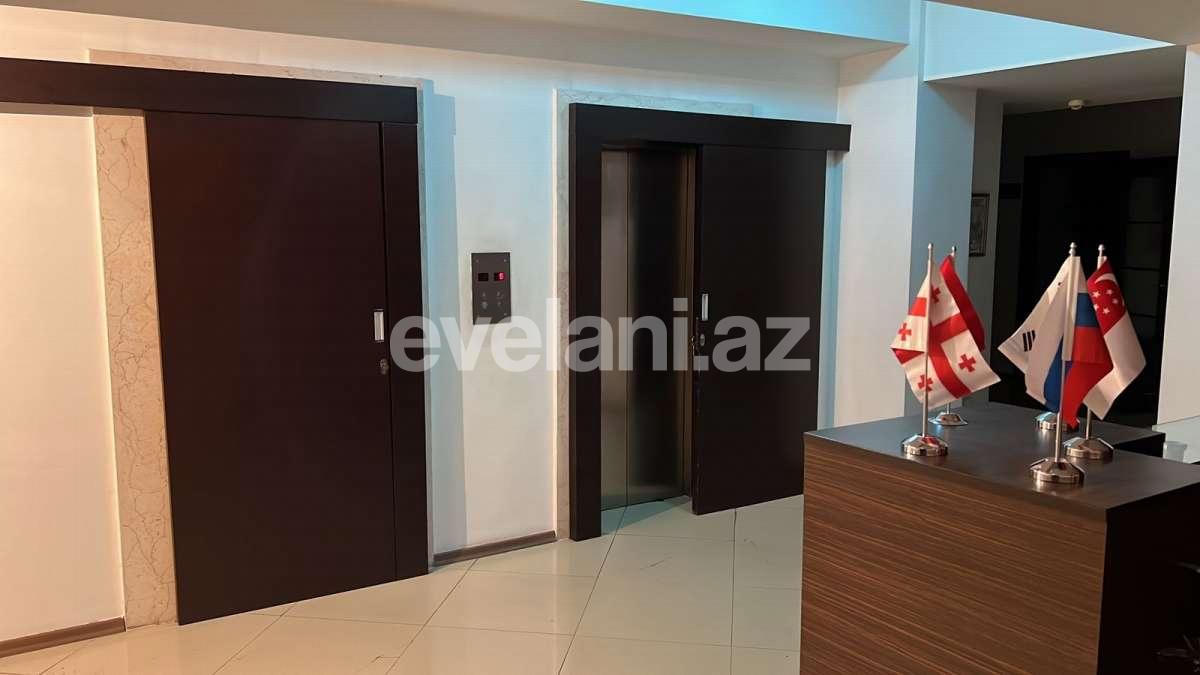 Сдаётся, офис, 6-комнаты, 240 m², Баку, Хатаинский r, Шах Исмаил Хатаи m.