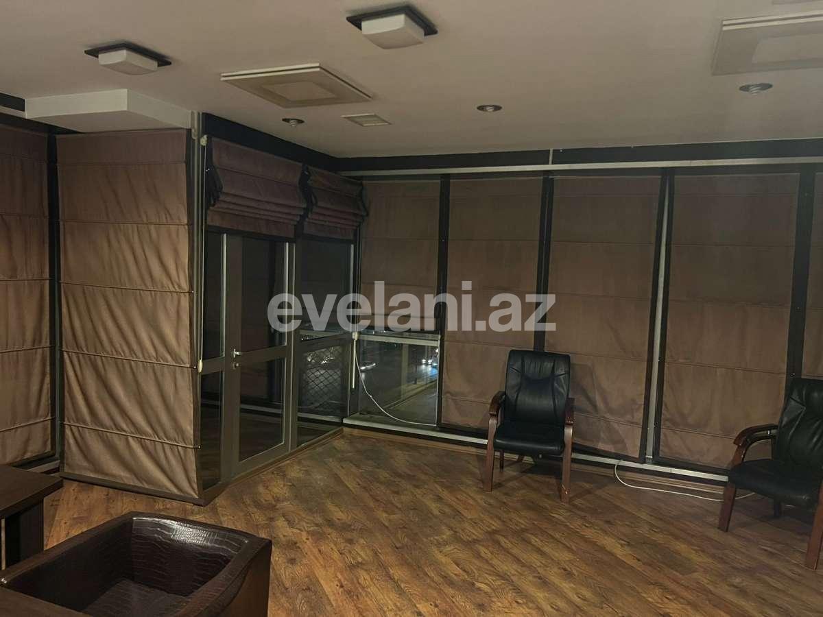 Сдаётся, офис, 6-комнаты, 240 m², Баку, Хатаинский r, Шах Исмаил Хатаи m.