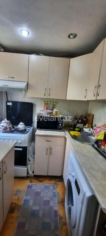 Продаётся, вторичка, 2-комнаты, 50 m², Баку, Ясамальский r, Элмляр Академиясы m.