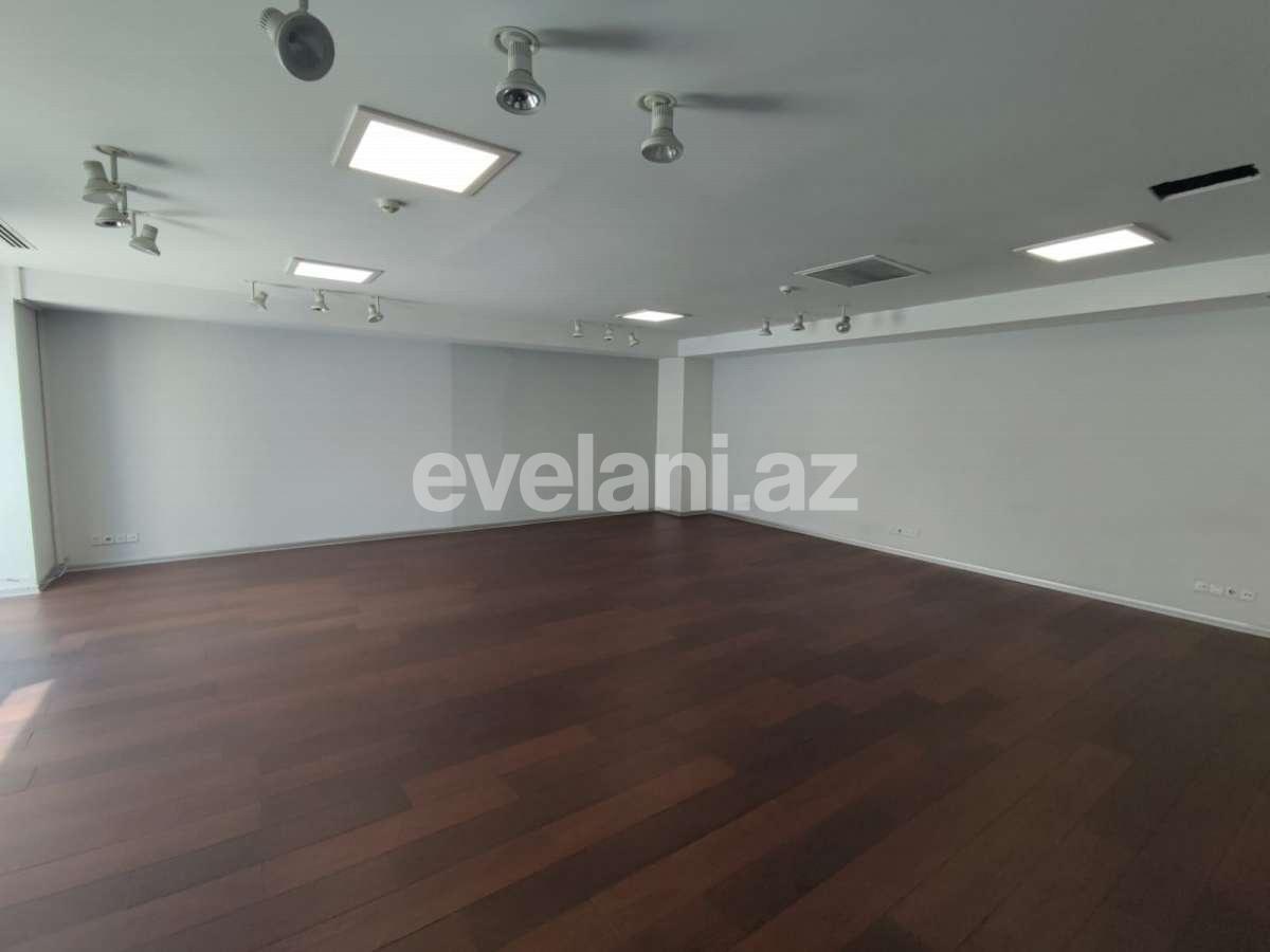 Kirayə verilir, ofis, 15 otaqlı, 3250 m², Bakı, Xətai r, Şah İsmayıl Xətai m.