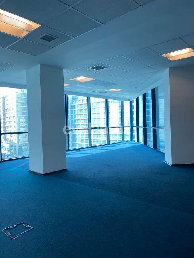Kirayə verilir, ofis, 7 otaqlı, 300 m², Bakı, Nəsimi r, 8 Noyabr m.