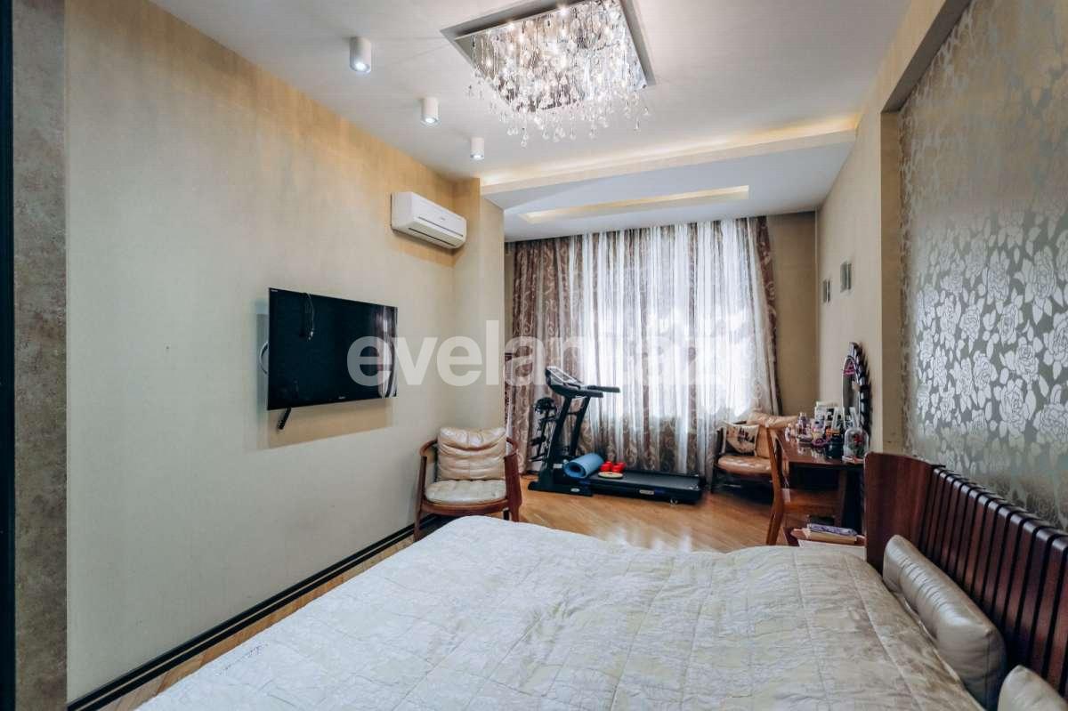 Sale, new building, 4 room, 215 m², Baku, Yasamal r, Elmlar Akademiyası m.