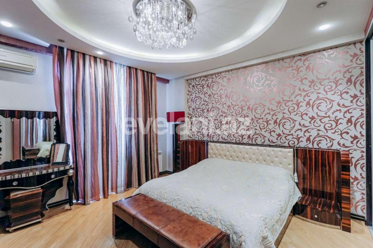 Sale, new building, 4 room, 215 m², Baku, Yasamal r, Elmlar Akademiyası m.