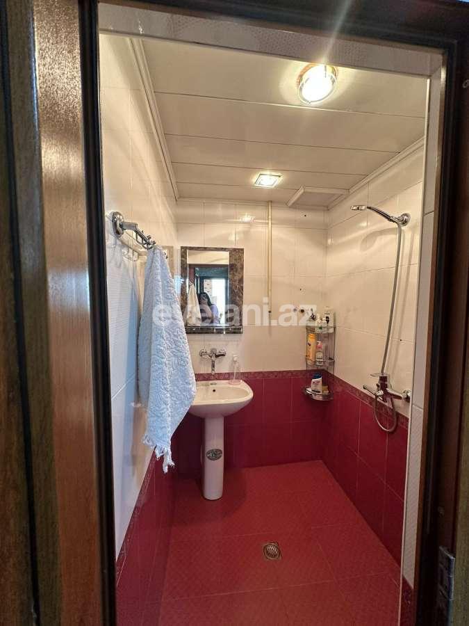 Satılır, köhnə tikili, 2 otaqlı, 70 m², Bakı, Xəzər r, Buzovna q.