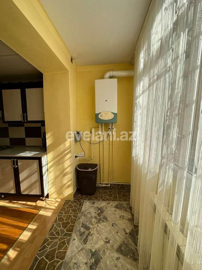 Satılır, köhnə tikili, 2 otaqlı, 70 m², Bakı, Xəzər r, Buzovna q.