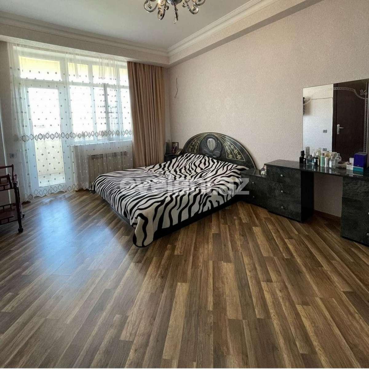 Sale, new building, 3 room, 106 m², Baku, Yasamal r, 8 November m.