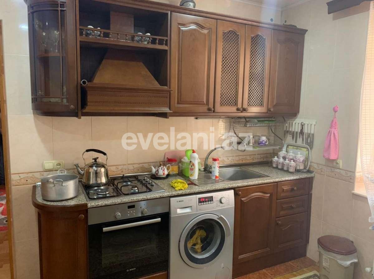 Satılır, həyət evi / bağ, 5 otaqlı, 200 m², Bakı, Səbail r, Badamdar q.