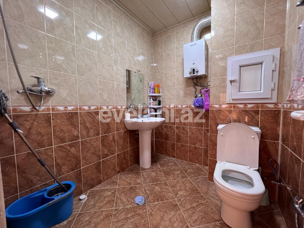 Satılır, köhnə tikili, 1 otaqlı, 35 m², Bakı, Suraxanı r, Yeni Günəşli q, Xalqlar Dostluğu m.