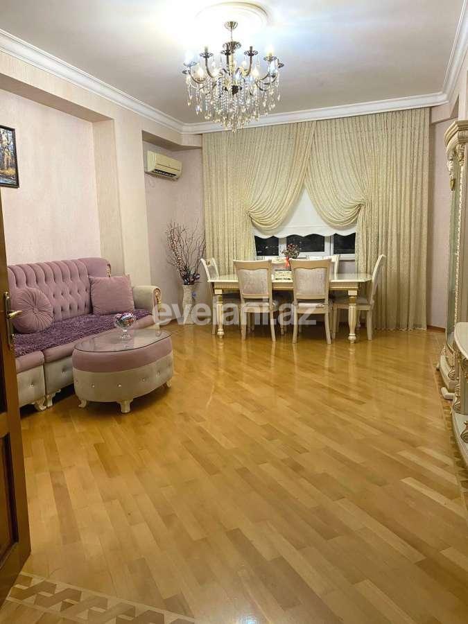 Satılır, yeni tikili, 3 otaqlı, 82 m², Bakı, Binəqədi r, 9-cu mikrorayon q.