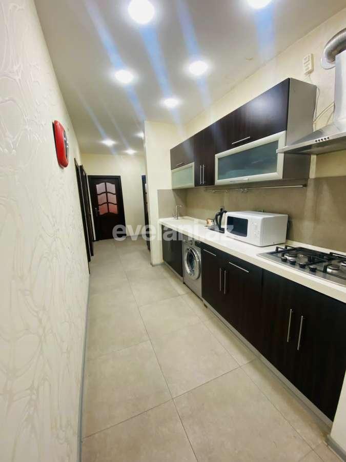 Rent, old building, 2 room, 90 m², Baku, Sabail r, Sahil m.