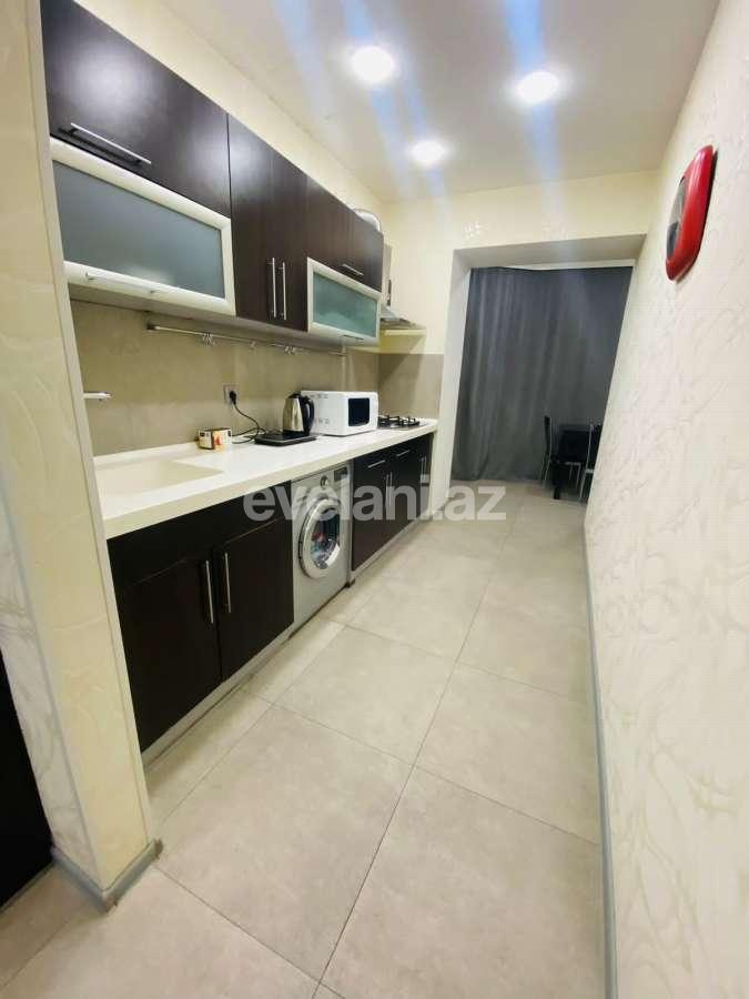 Rent, old building, 2 room, 90 m², Baku, Sabail r, Sahil m.