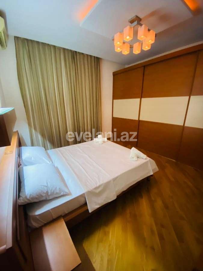 Rent, old building, 2 room, 94 m², Baku, Sabail r, Sahil m.