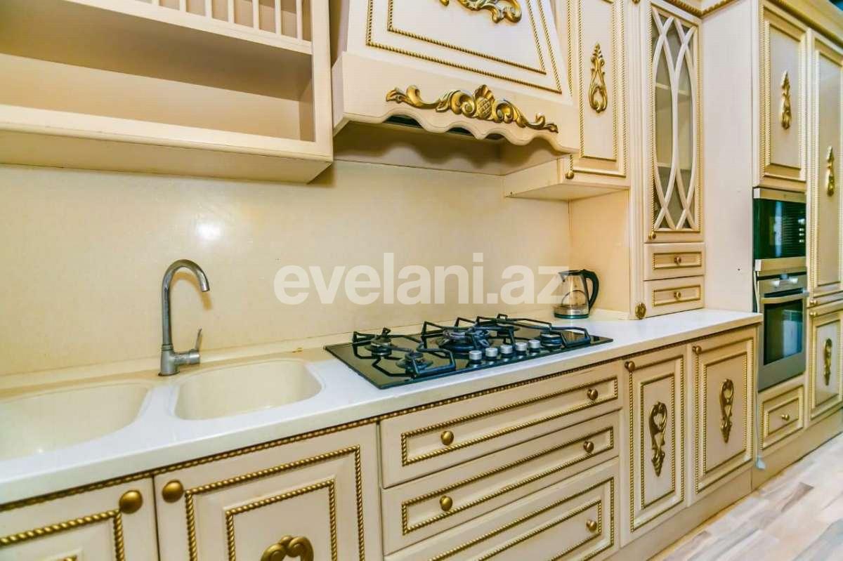 Rent, old building, 2 room, 90 m², Baku, Sabail r, Sahil m.