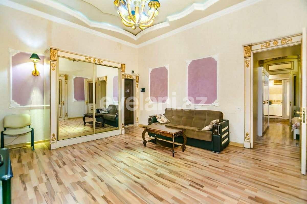Rent, old building, 2 room, 90 m², Baku, Sabail r, Sahil m.