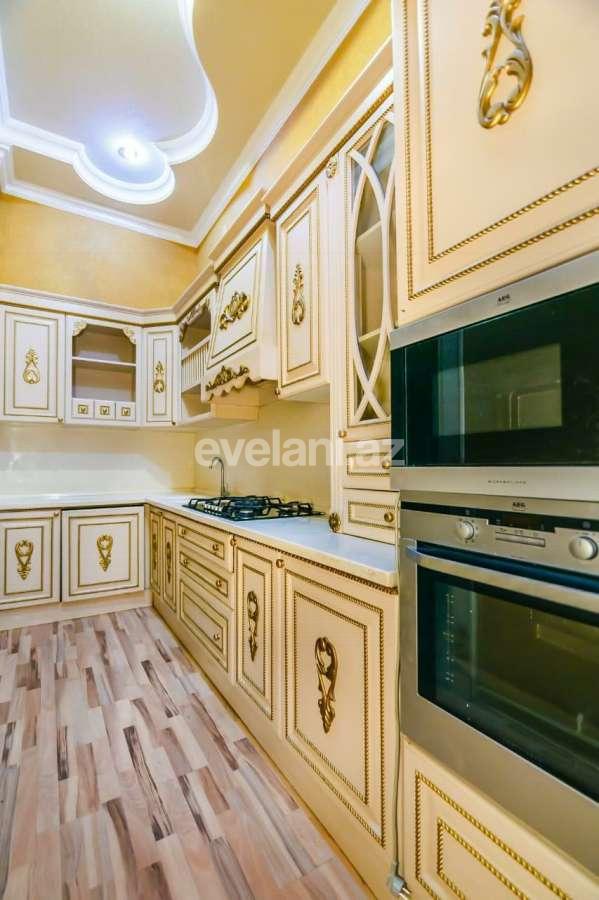 Rent, old building, 2 room, 90 m², Baku, Sabail r, Sahil m.