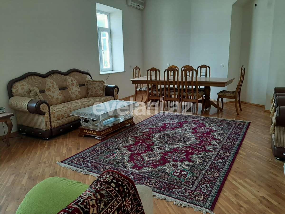 Kirayə verilir, köhnə tikili, 4 otaqlı, 119.99 m², Bakı, Səbail r, Sahil m.
