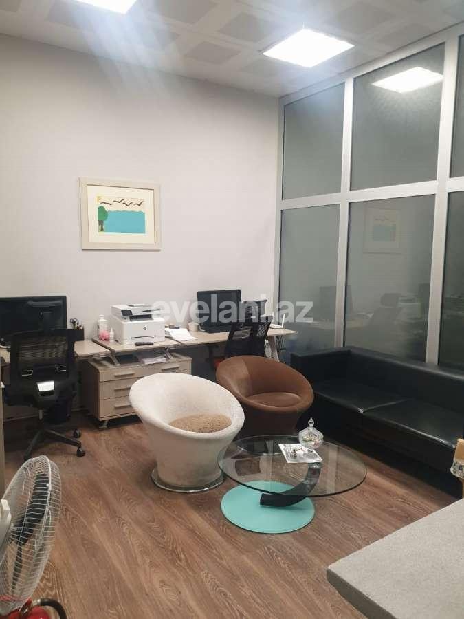 Kirayə verilir, ofis, 2 otaqlı, 70 m², Bakı, Xətai r, Şah İsmayıl Xətai m.