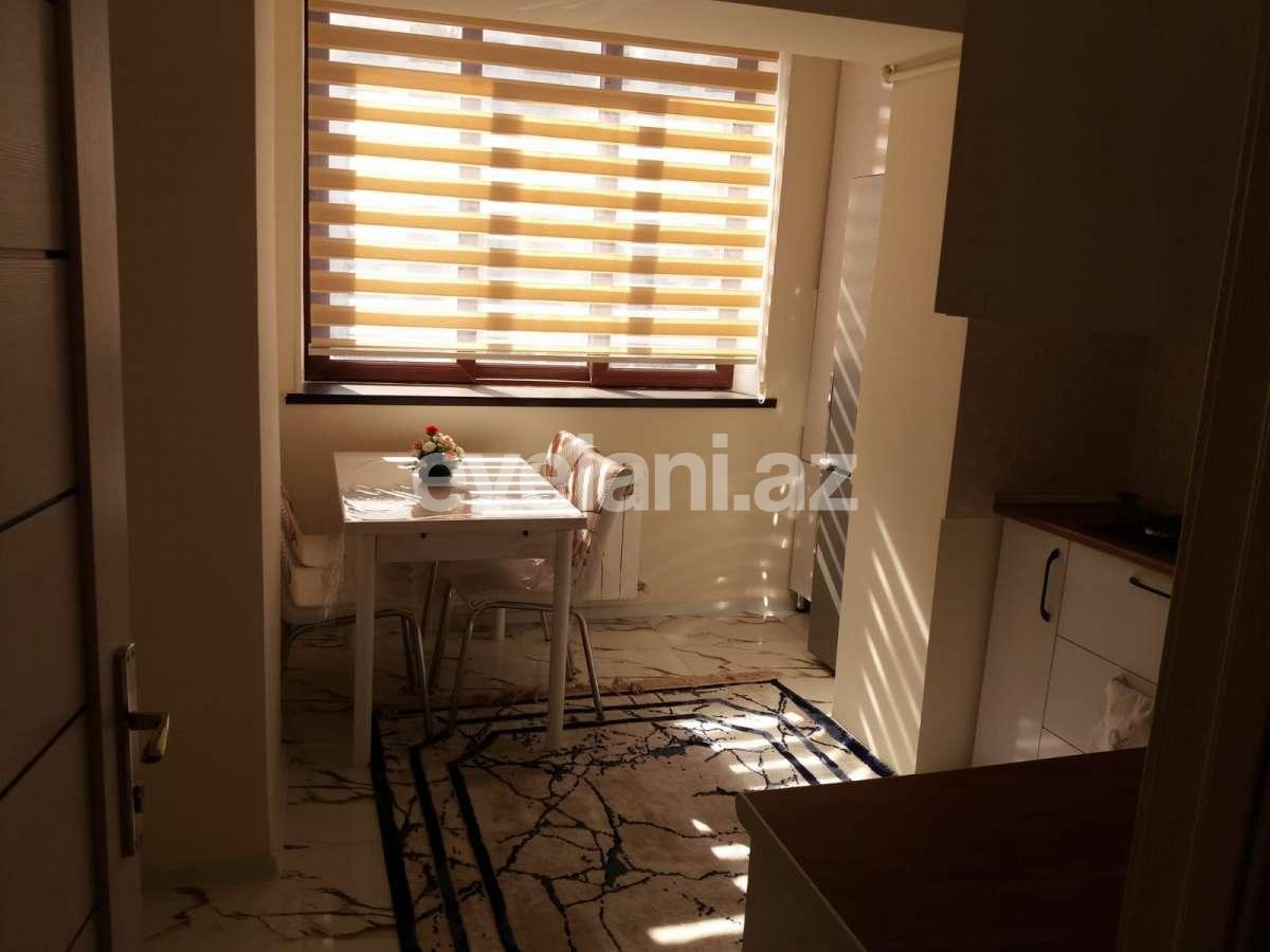 Satılır, köhnə tikili, 2 otaqlı, 65 m², Bakı, Nəsimi r.